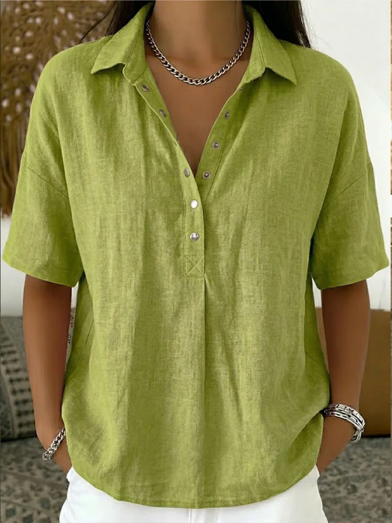 Blouse with collar and buttons