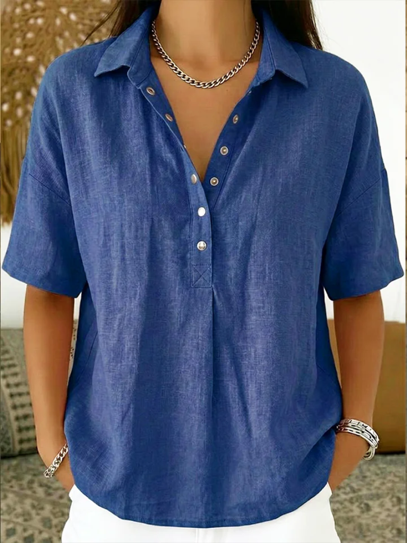 Blouse with collar and buttons